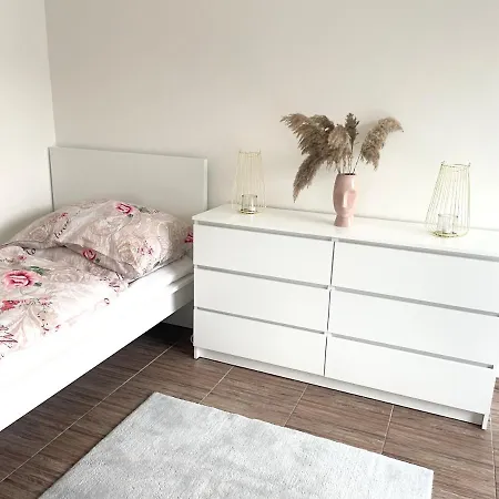 Lilly - Free Parking Apartmán